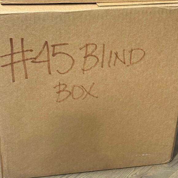 BLIND BOX #45/5 ITEMS - Picture 1 of 7